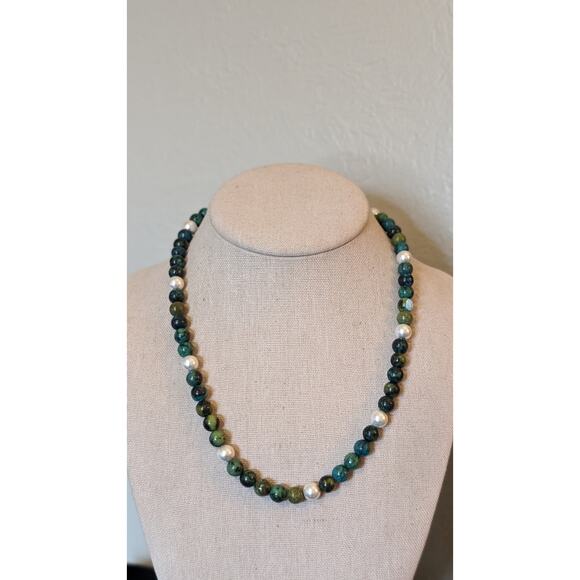 Green Stone Pearl Magnetic Hematite Beaded Toggle Necklace - Picture 12 of 12